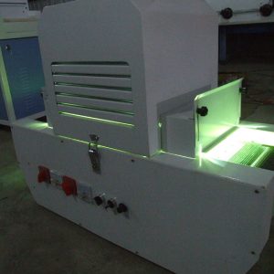 加裝uv光固機_廠家批發(fā)零售絲印uv固化機印后加裝uv光固機
